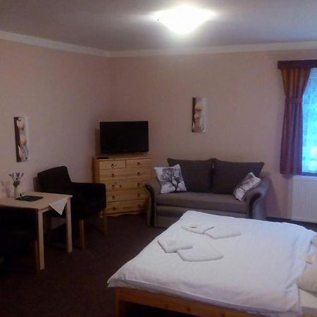 Hotel Garni Belveder Hřensko Eksteriør bilde