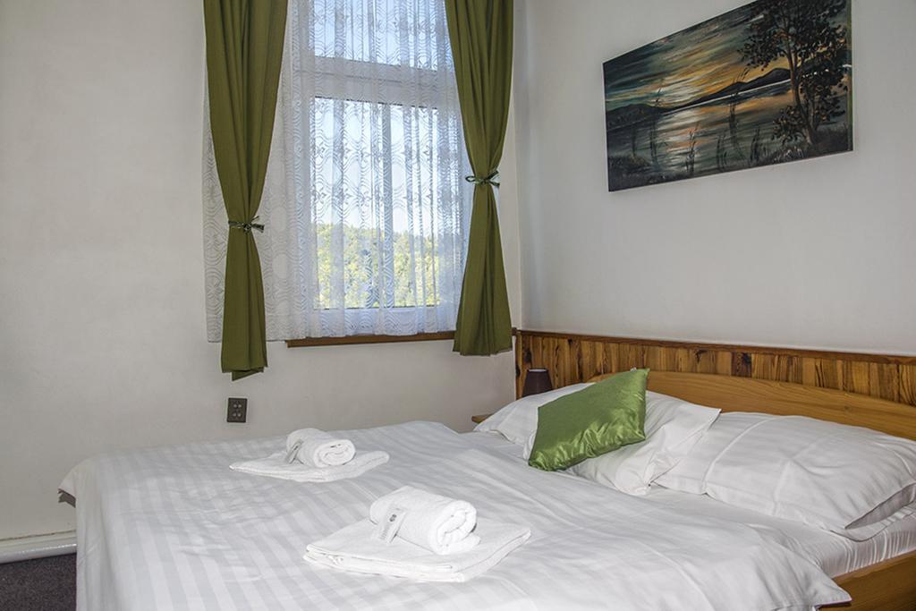 Hotel Garni Belveder Hřensko Eksteriør bilde